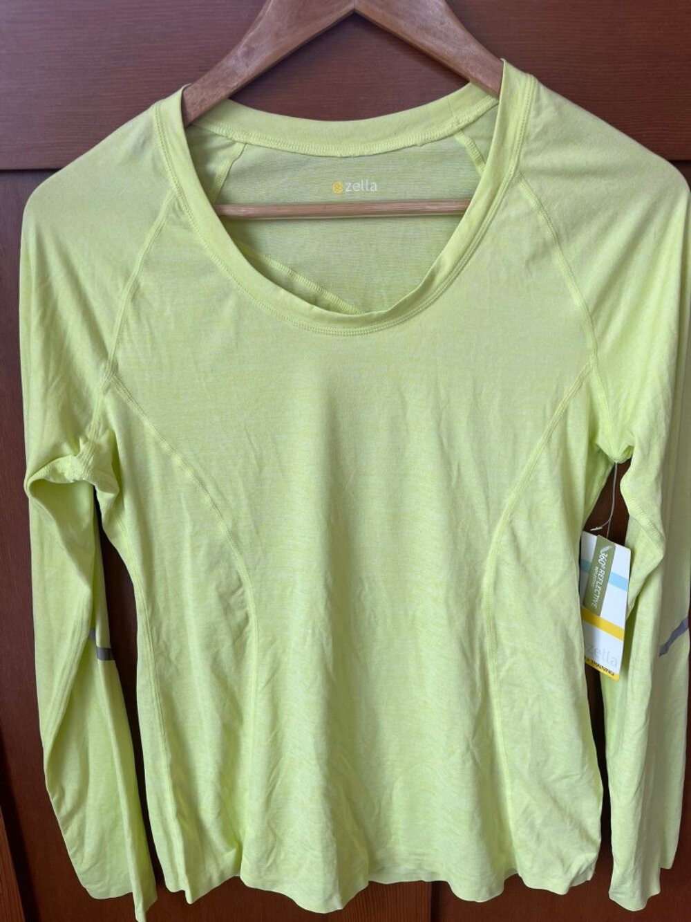 NWT Zella Women's Long Sleeve Running Shirt Yellow Reflective Active: Medium